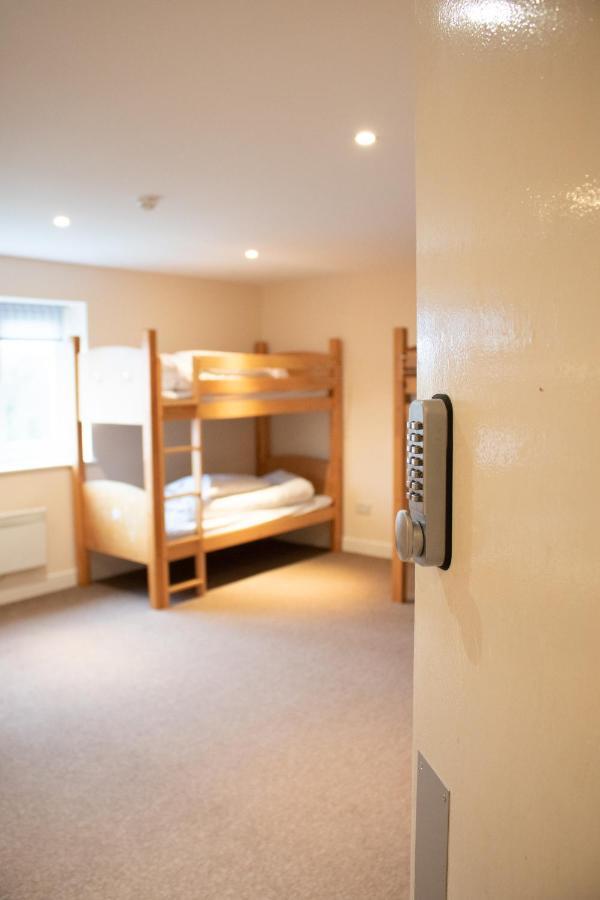 Stonehenge Hostel - Yha Affliated Cholderton Екстер'єр фото